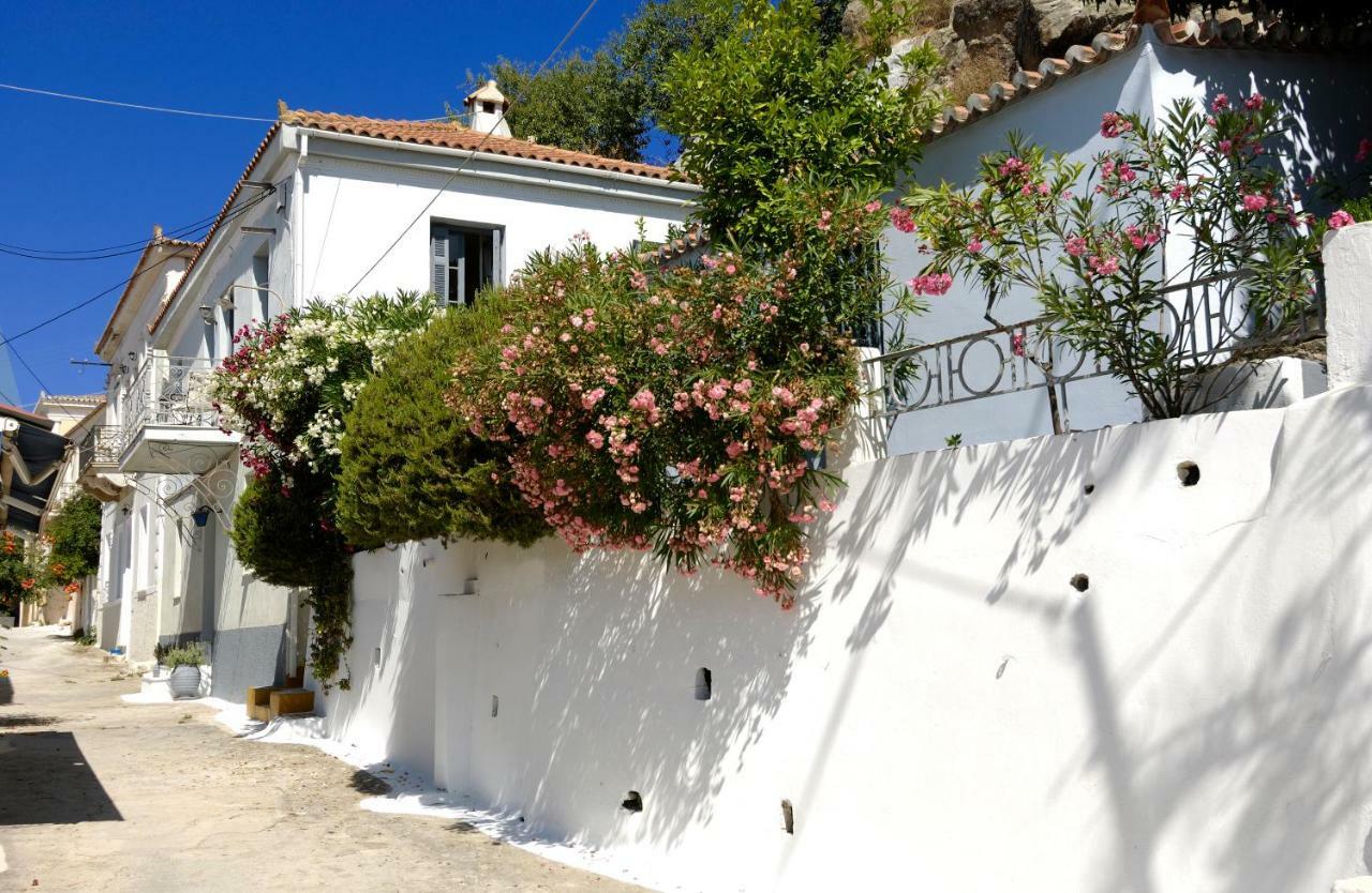 Sto Roloi Island Houses Poros Town المظهر الخارجي الصورة